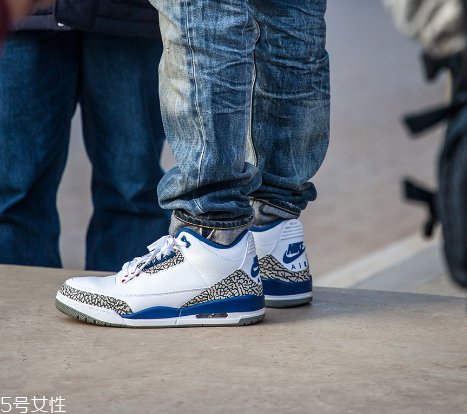 運(yùn)動(dòng)鞋分季節(jié)嗎？運(yùn)動(dòng)鞋沒有季節(jié)之分