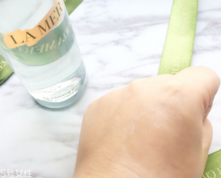 lamer海藍(lán)之謎和雪花秀哪個(gè)好？