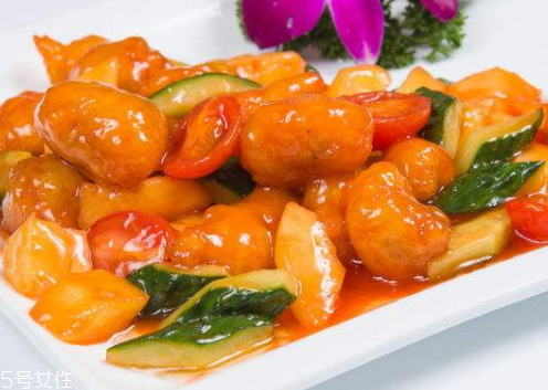 糖醋里脊用面粉還是淀粉 必須要用玉米淀粉 糖醋里脊用面粉還是淀粉 必須要用玉米淀粉