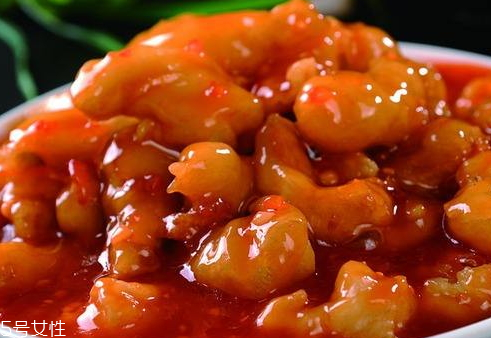 糖醋里脊用什么糊 全蛋淀粉糊 糖醋里脊用什么糊 全蛋淀粉糊