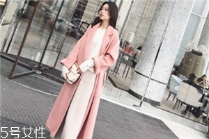 粉色外套怎么搭配？粉嫩少女系穿搭