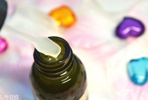 海藍(lán)之謎精華液多少錢？