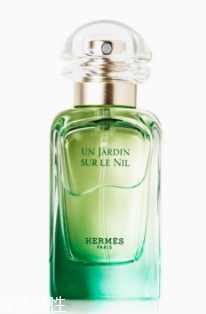 男士香水怎么噴效果最好？4種噴法告別平庸