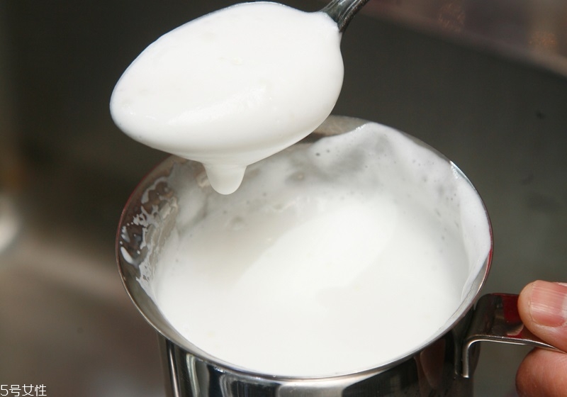 牛奶怎么打出奶泡 咖啡機打奶泡好選擇 牛奶怎么打出奶泡 咖啡機打奶泡好選擇