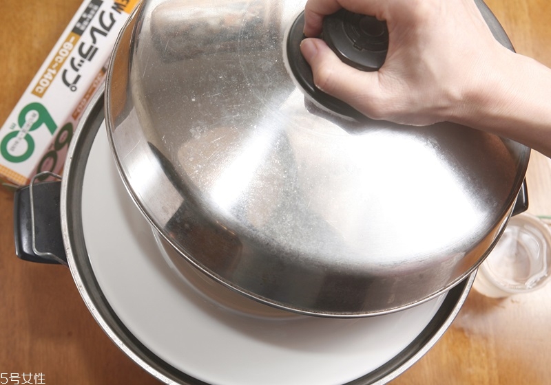 自制滴雞精的做法 這樣吃更有營養(yǎng) 自制滴雞精的做法 這樣吃更有營養(yǎng)