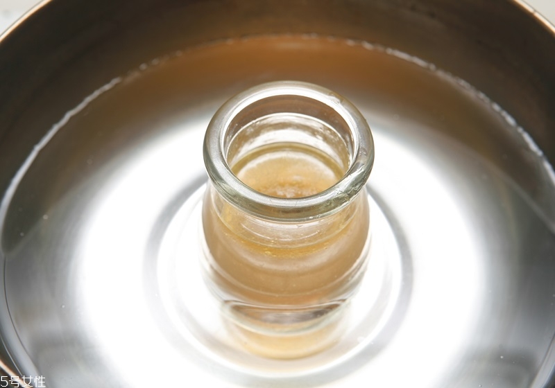 自制滴雞精的做法 這樣吃更有營養(yǎng) 自制滴雞精的做法 這樣吃更有營養(yǎng)