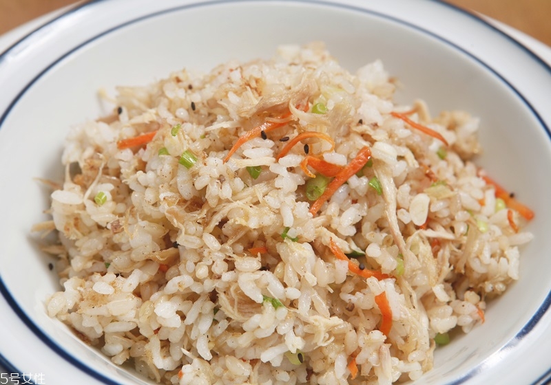 自制滴雞精的做法 這樣吃更有營養(yǎng) 自制滴雞精的做法 這樣吃更有營養(yǎng)