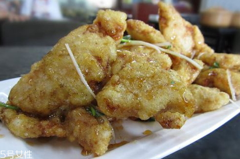 鍋包肉為什么炸兩次 二次炸制口感更好 鍋包肉為什么炸兩次 二次炸制口感更好