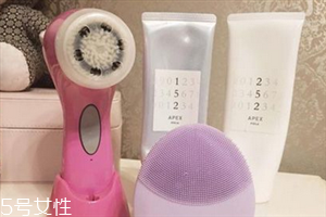 科萊麗和luna潔面儀對比區(qū)別 新一代洗臉神器 科萊麗和luna潔面儀對比區(qū)別 新一代洗臉神器