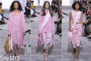 2018春季流行什么顏色衣服？帶你感受春季流行色