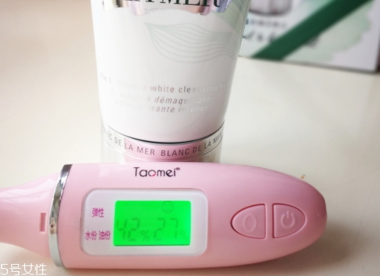 海藍(lán)之謎透潔面泡沫怎么用？璀璨凈透潔面泡沫