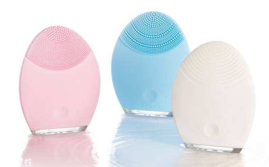 luna潔面儀第一次充電要多久？潔面儀不要跟人共用