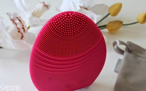 科萊麗和luna潔面儀對比區(qū)別 新一代洗臉神器 科萊麗和luna潔面儀對比區(qū)別 新一代洗臉神器