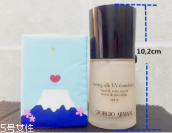 阿瑪尼粉底液脫妝嗎？4小時(shí)后要補(bǔ)妝