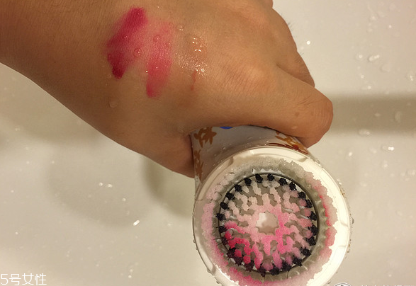 科萊麗和luna潔面儀對比區(qū)別 新一代洗臉神器 科萊麗和luna潔面儀對比區(qū)別 新一代洗臉神器