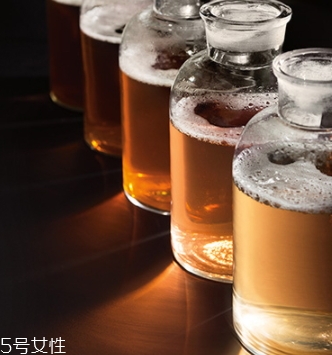 lamer海藍之謎潔面凝露怎么用？