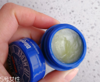 碧唇小藍(lán)罐怎么樣？滋潤(rùn)效果超好
