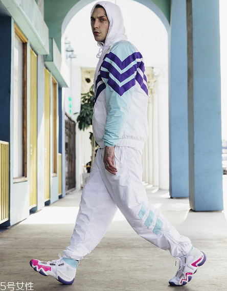 運動鞋里面臭如何清洗？運動鞋除臭小妙招