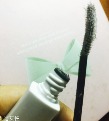 KATE睫毛打底膏怎么卸？化妝水濕敷2分鐘