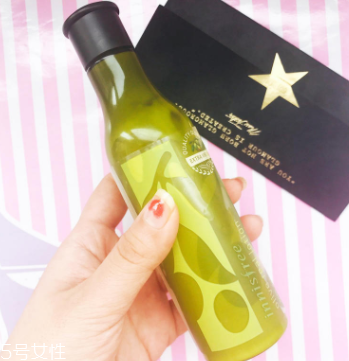 悅詩(shī)風(fēng)吟乳液為什么搓泥？吸收度一般