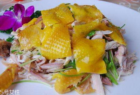 鹽焗雞用什么上色 黃姜粉上色 鹽焗雞用什么上色 黃姜粉上色