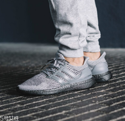 運動鞋260是多少碼？千萬別選錯了