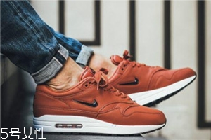 運動鞋260是多少碼？千萬別選錯了