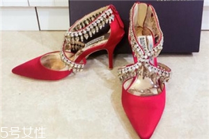 badgley mischka是什么檔次？婚鞋中的背影殺手