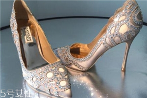 badgley mischka是哪個(gè)國家的牌子？超級貌美的小眾婚鞋