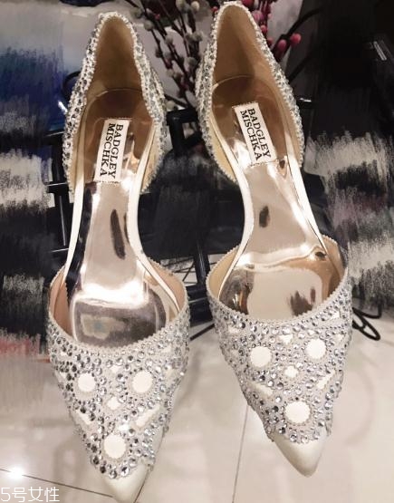 badgley mischka是哪個(gè)國家的牌子？超級貌美的小眾婚鞋