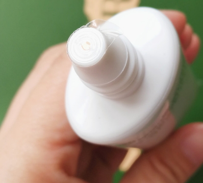 lamer海藍(lán)之謎遮瑕乳使用心得 最自然的海藍(lán)之謎素顏霜 lamer海藍(lán)之謎遮瑕乳使用心得 最自然的海藍(lán)之謎素顏霜