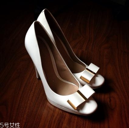 stella luna鞋碼偏大嗎？精湛工藝讓你秒入坑