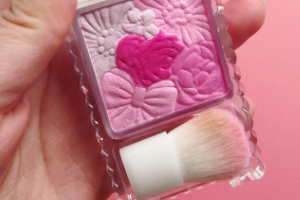 井田腮紅哪個(gè)色號(hào)最火？08果醬梅紅很受歡迎