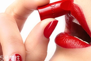 迪奧和圣羅蘭口紅哪個(gè)好？dior和ysl口紅對(duì)比