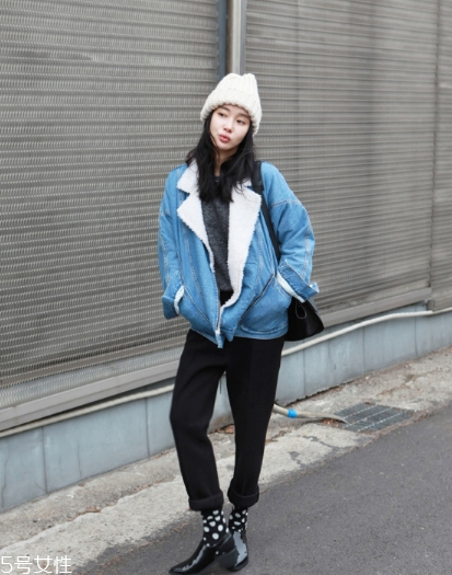 羊羔絨外套配什么褲子？讓你開春美個夠