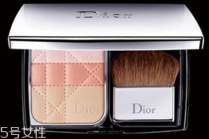 dior迪奧和ysl圣羅蘭哪個更高檔更奢侈？