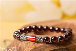 石榴石手鏈一般多少錢？品相越好價格越高