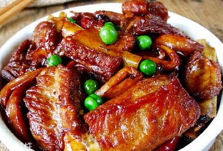 紅燒排骨為什么會苦 不苦的紅燒排骨做法 紅燒排骨為什么會苦 不苦的紅燒排骨做法