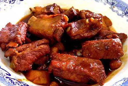 紅燒排骨為什么會苦 不苦的紅燒排骨做法 紅燒排骨為什么會苦 不苦的紅燒排骨做法