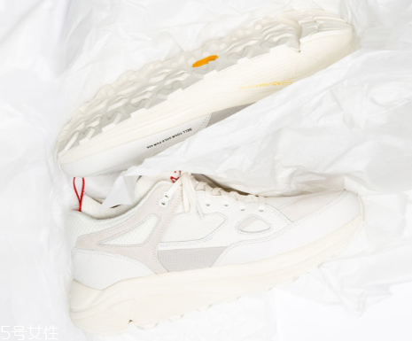 brandblack與424聯(lián)名老爹鞋怎么樣？當(dāng)下最受矚目的鞋型