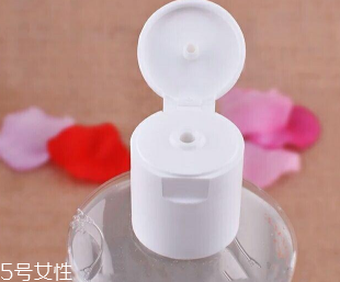 雅漾卸妝水敏感肌能用嗎？敏感肌慎用