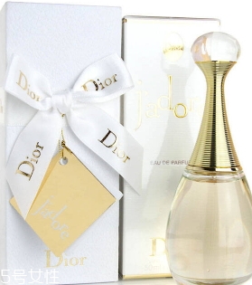 dior迪奧和蘭蔻香水哪個好？
