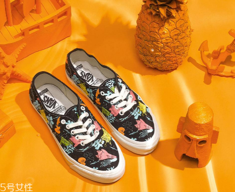 vans與海綿寶寶2018聯(lián)名系列多少錢_在哪買？