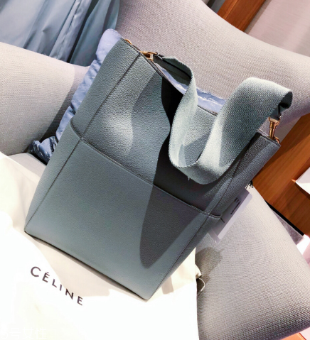 celine是奢侈品嗎？低調(diào)又氣質(zhì)的女神包首選