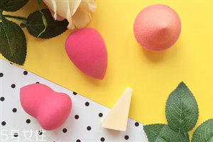 美妝蛋一個可以用多久 美妝蛋這樣清洗最干凈 美妝蛋一個可以用多久 美妝蛋這樣清洗最干凈