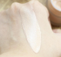 資生堂完美意境粉底霜遮瑕效果好嗎？遮瑕力中等