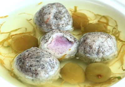 湯圓和元宵的區(qū)別 最大差別在制作過程 湯圓和元宵的區(qū)別 最大差別在制作過程