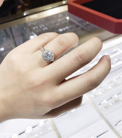 卡地亞戒指可以以舊換新嗎？