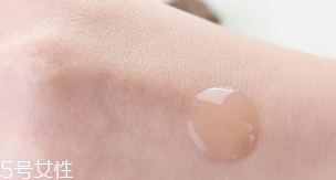 悅詩風吟小綠瓶用在哪個步驟？用在水乳前