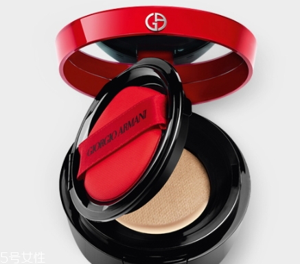 dior迪奧和阿瑪尼哪個(gè)更大牌？